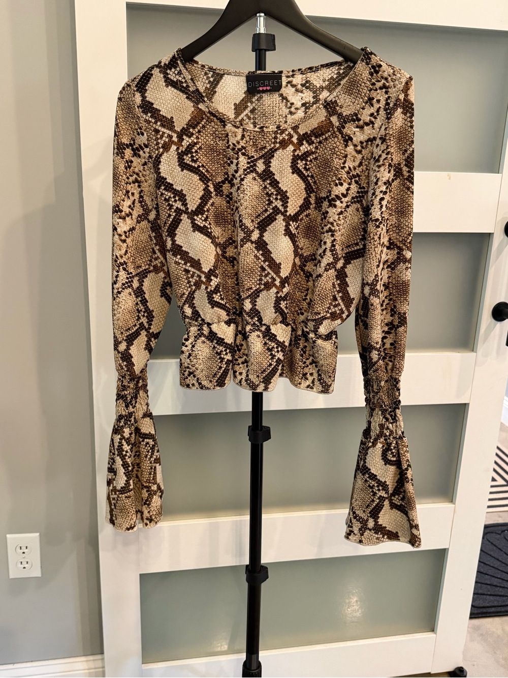 Discreet Brown Snake Print Bell-Sleeve Blouse